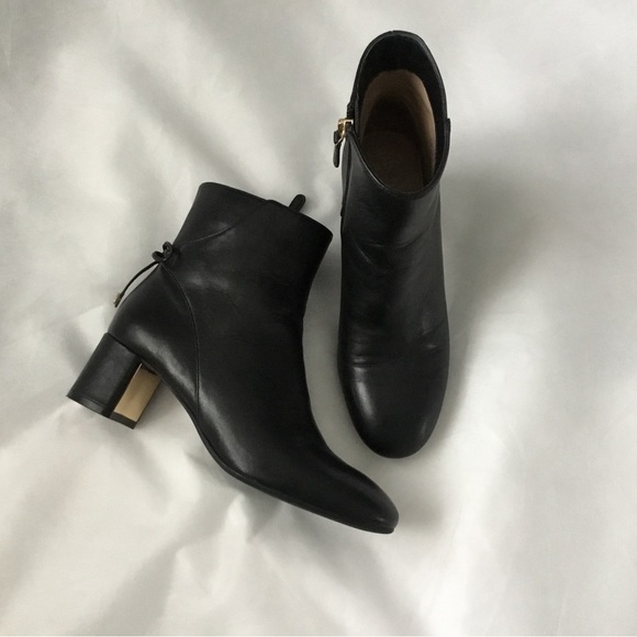 Tory Burch Shoes - Tory Burch Laila 50mm calf leather booties, size 5.5.